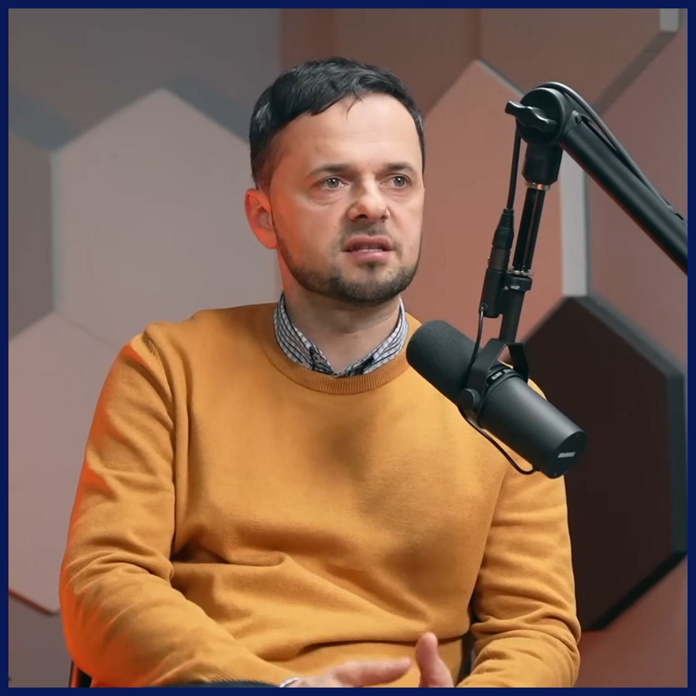 PODCAST S04E02: Mustafa Isaković – Ilahije kulturološki i vjerski oblikuju ljude