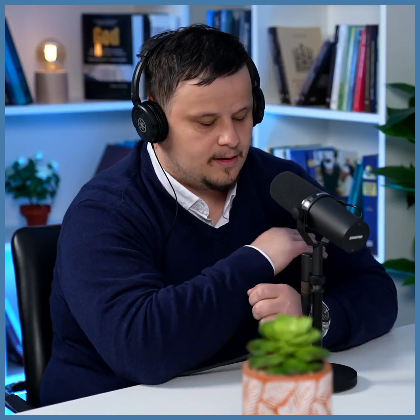 PODCAST S03E13: Omer ef. Redžić – Biti izvan okvira