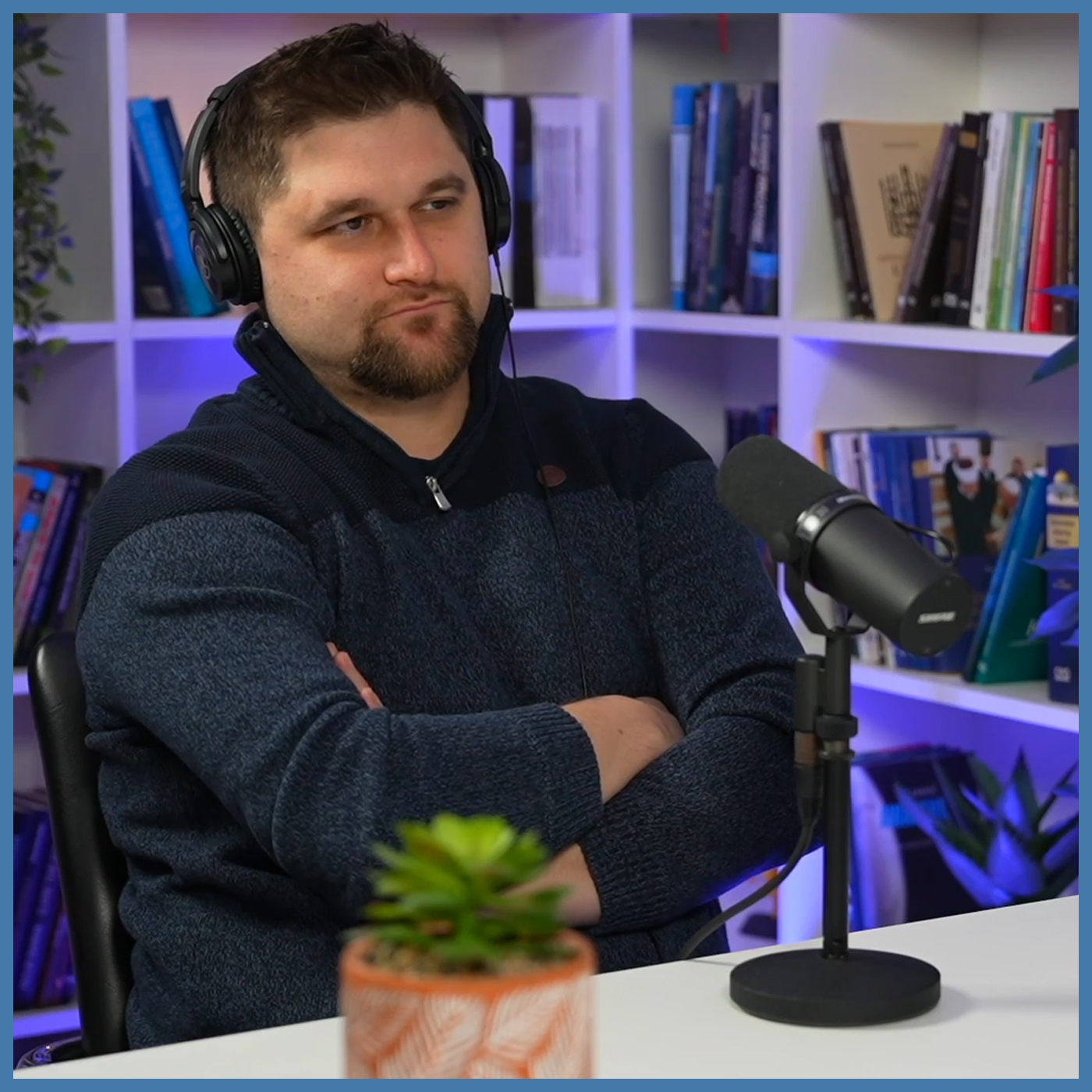 PODCAST S03E08: dr. Hikmet Karčić – Istraživanje genocida, drugih zločina i memorijalizacija